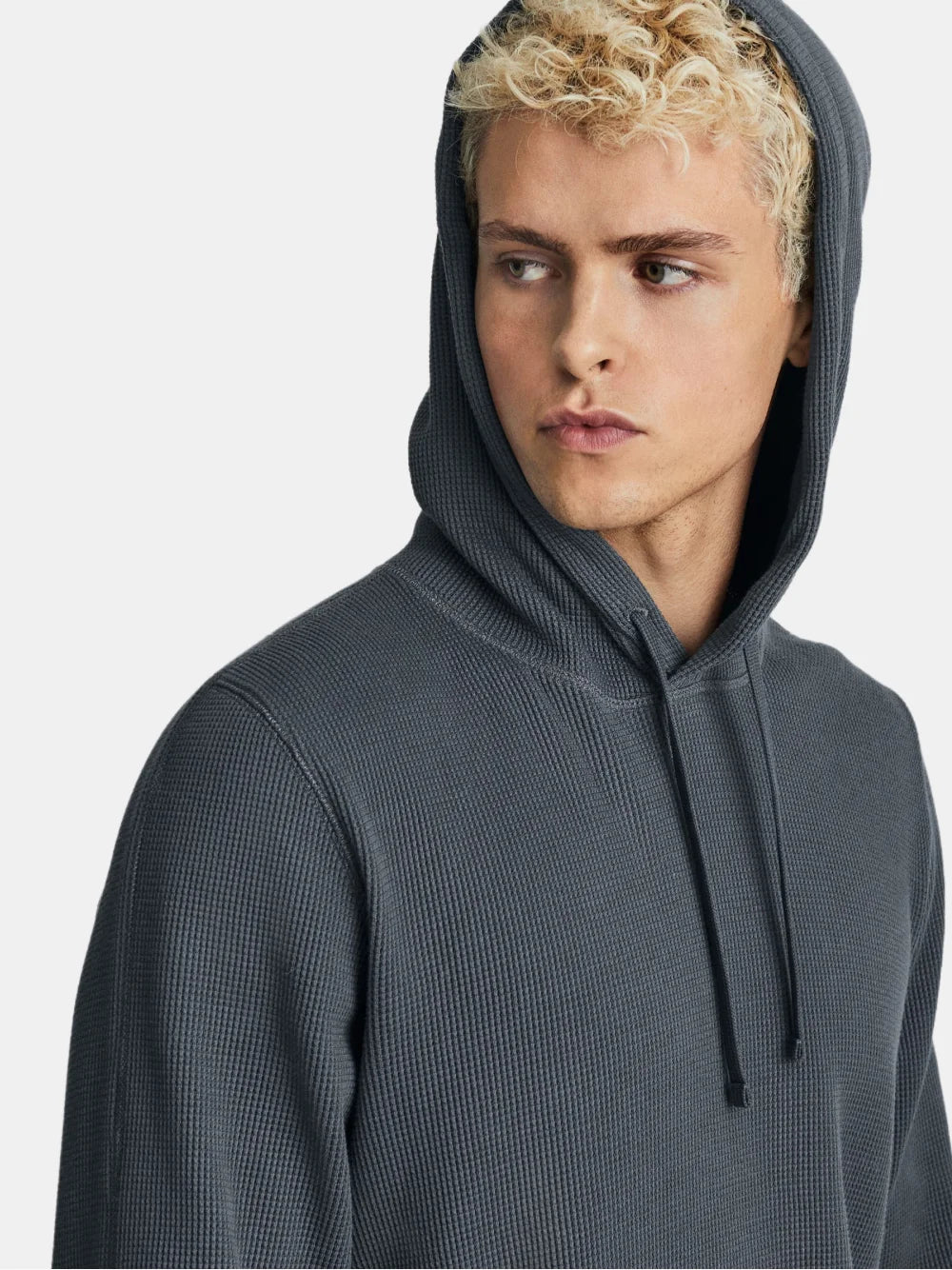 La sudadera con capucha del estado