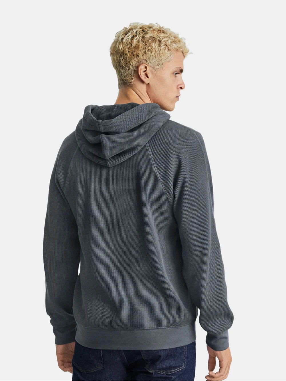 Le sweat à capuche de l’État
