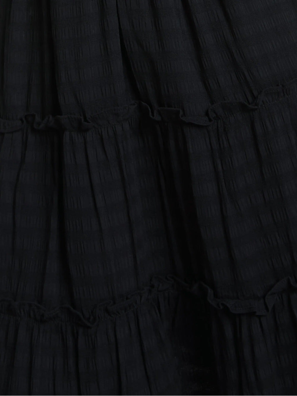 Minikleid mit gerüschten Trägern